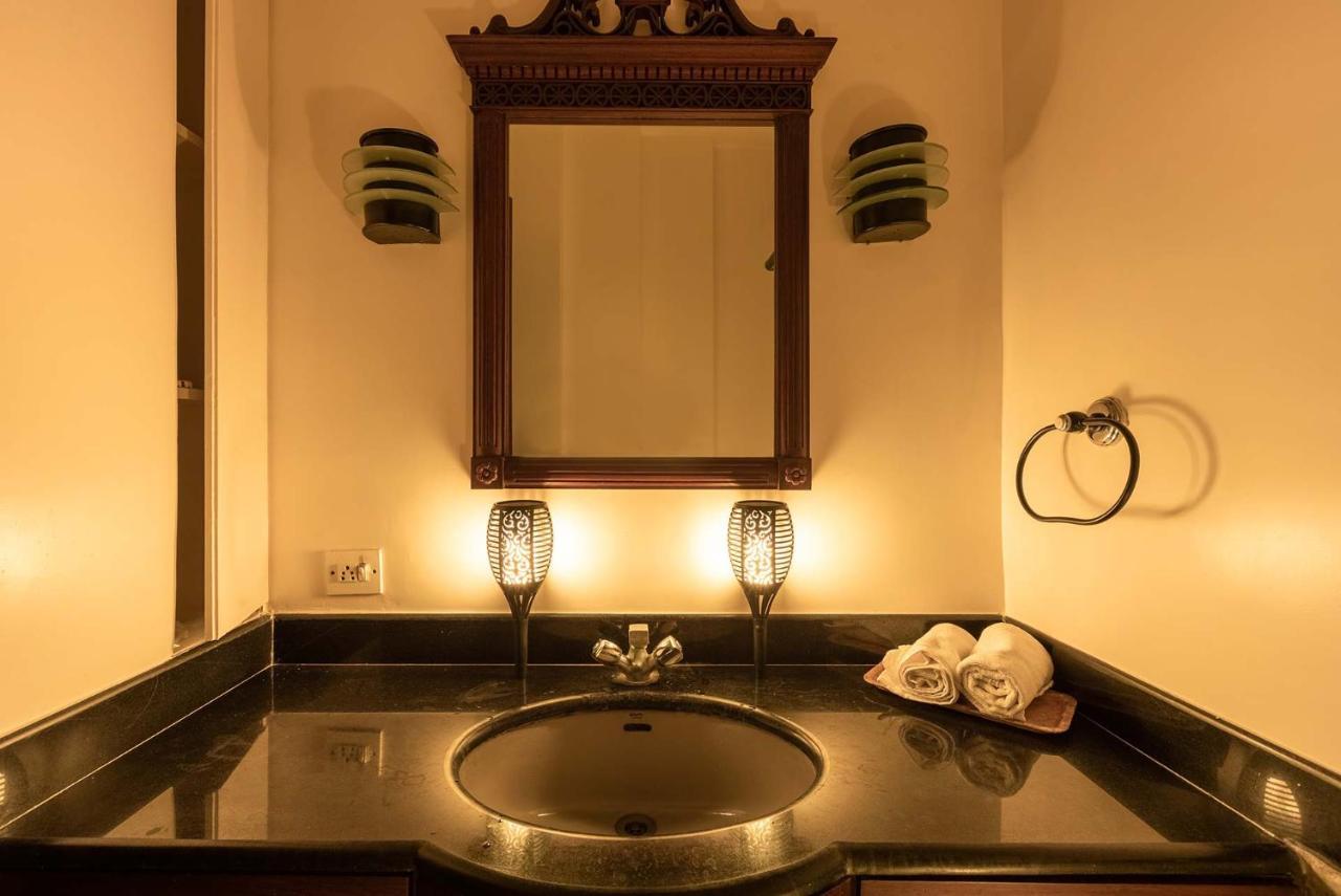 Casa Del Mer By Stayvista - Nearby Beach With, Sea-View Rooms & Coconut Farm Alībāg Extérieur photo
