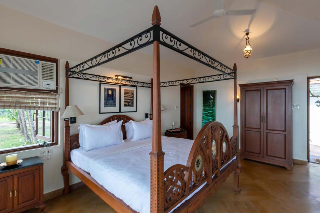 Casa Del Mer By Stayvista - Nearby Beach With, Sea-View Rooms & Coconut Farm Alībāg Extérieur photo