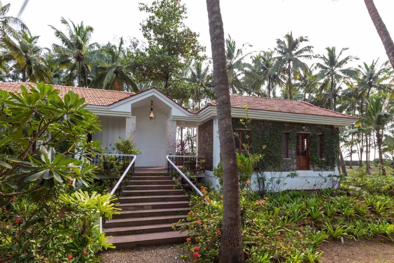 Casa Del Mer By Stayvista - Nearby Beach With, Sea-View Rooms & Coconut Farm Alībāg Extérieur photo