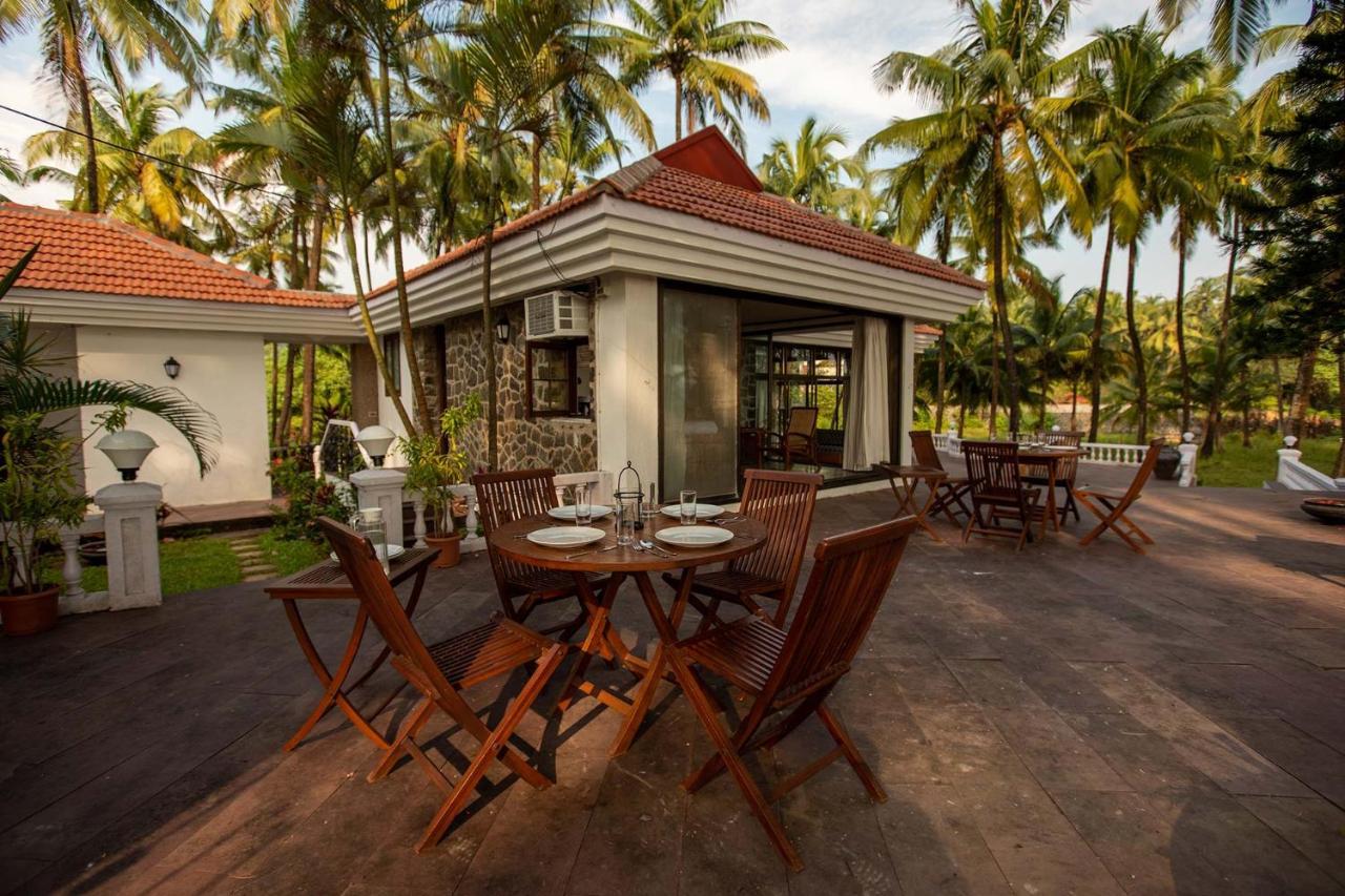 Casa Del Mer By Stayvista - Nearby Beach With, Sea-View Rooms & Coconut Farm Alībāg Extérieur photo